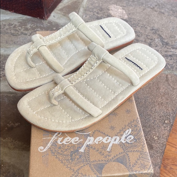 Free People Shoes - Free People Hadden suede Beige Women's slides Sandals Cafe quilted NIB flats